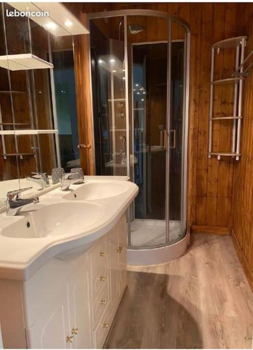 Orcieres : Appartement Spacieux, Calme Et Agreable Luaran gambar